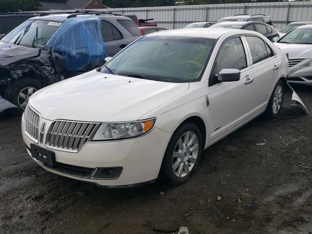 3LNDL2L38BR752943 - 2011 LINCOLN MKZ HYBRID WHITE photo 2