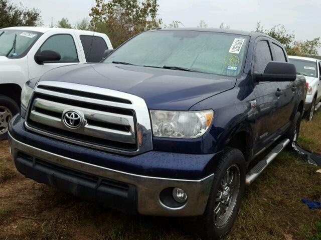 5TFDW5F16DX293512 - 2013 TOYOTA TUNDRA BLUE photo 2