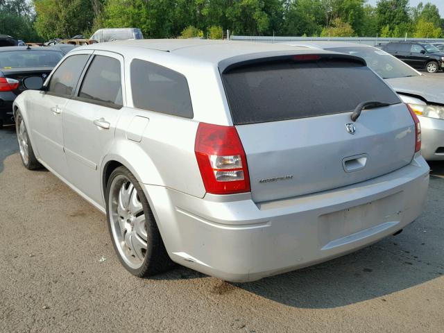 2D4FV48T65H186120 - 2005 DODGE MAGNUM SE SILVER photo 3