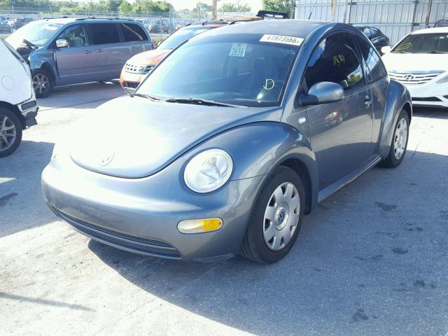 3VWBK21C93M428381 - 2003 VOLKSWAGEN NEW BEETLE ნაცრისფერი ფოტო 2