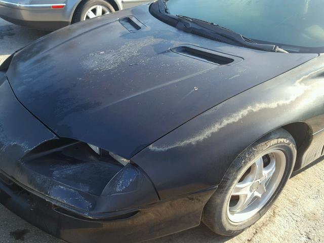 2G1FP22K3V2118283 - 1997 CHEVROLET CAMARO BAS 黑色 照片 9