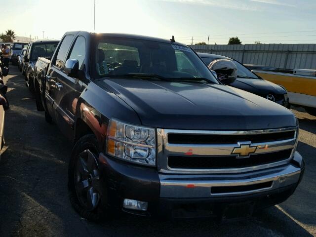 3GCPCSE00BG227018 - 2011 CHEVROLET SILVERADO GRAY photo 1