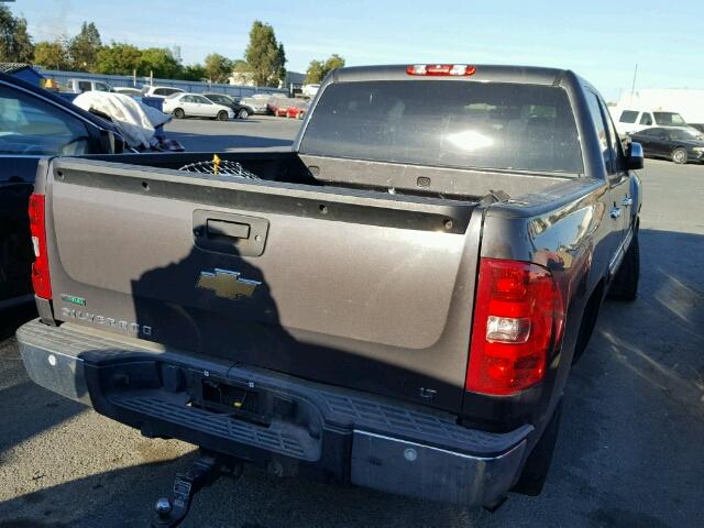 3GCPCSE00BG227018 - 2011 CHEVROLET SILVERADO GRAY photo 4