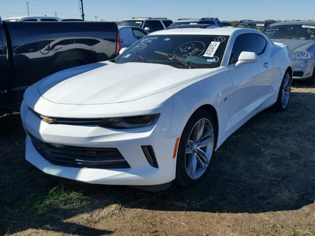 1G1FB1RX8H0139260 - 2017 CHEVROLET CAMARO WHITE photo 2