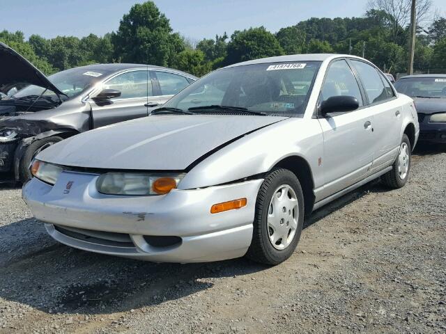 1G8ZH52852Z140330 - 2002 SATURN SL1 SILVER photo 2