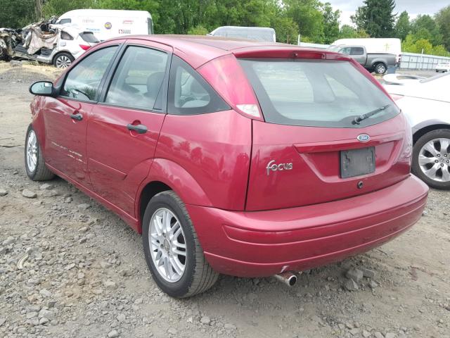 3FAFP373X3R183098 - 2003 FORD FOCUS ZX5 MAROON photo 3