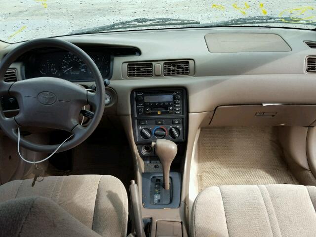 4T1BF22K11U127248 - 2001 TOYOTA CAMRY BEIGE photo 9