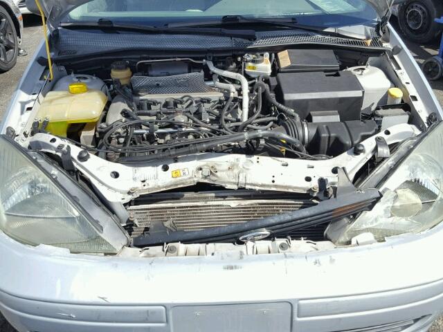 1FAFP38Z94W116638 - 2004 FORD FOCUS ZTS SILVER photo 7