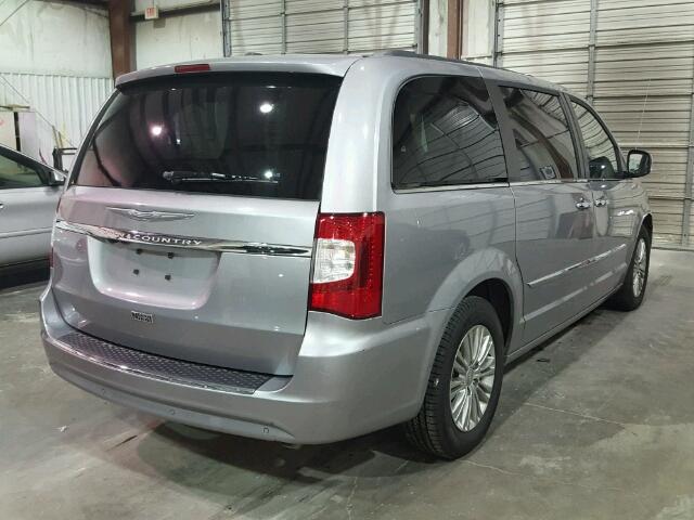 2C4RC1CG7FR645966 - 2015 CHRYSLER TOWN & COU SILVER photo 4