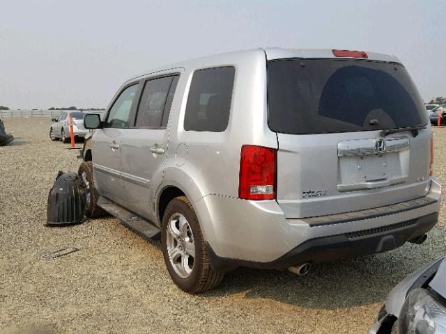 5FNYF4H72CB004485 - 2012 HONDA PILOT EXLN SILVER photo 3