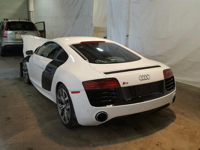 WUAGNAFG5EN001412 - 2014 AUDI R8 5.2 QUA WHITE photo 3