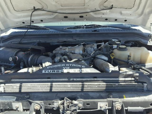 1FDAF56R48EB77828 - 2008 FORD F550 SUPER WHITE photo 7