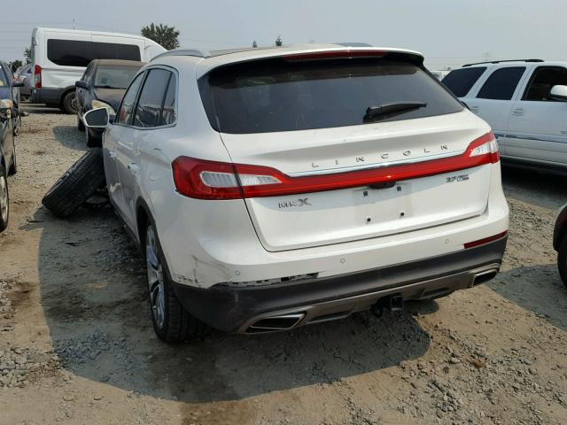 2LMTJ8LP0GBL61691 - 2016 LINCOLN MKX RESERV WHITE photo 3