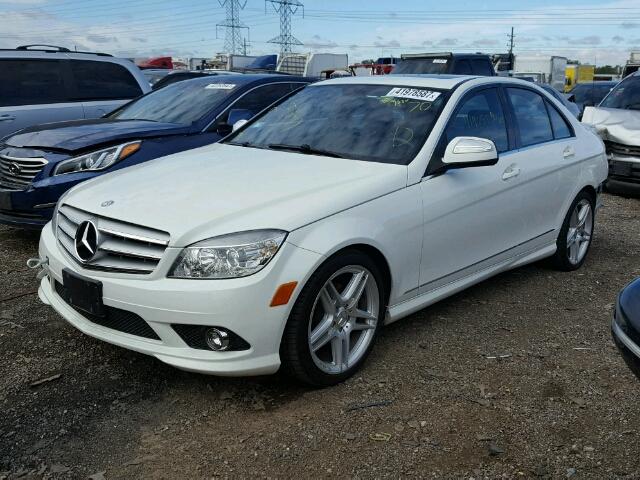 WDDGF54X99R065901 - 2009 MERCEDES-BENZ C WHITE photo 2