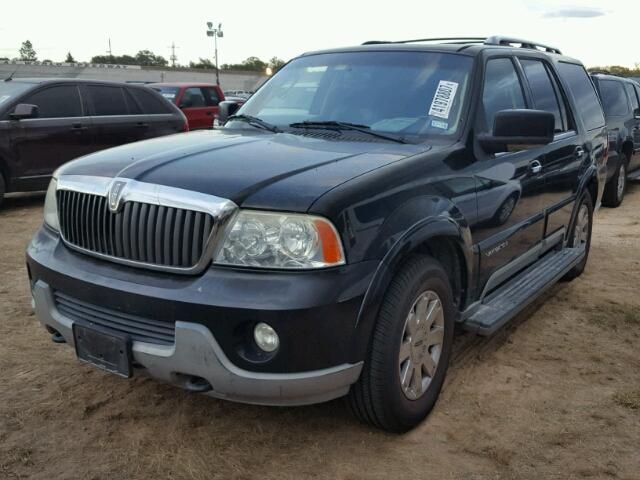 5LMFU27R33LJ12057 - 2003 LINCOLN NAVIGATOR BLACK photo 2