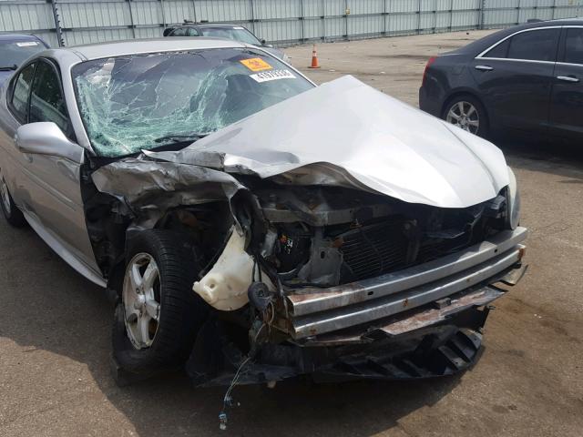 2G2WP582971143623 - 2007 PONTIAC GRAND PRIX SILVER photo 9