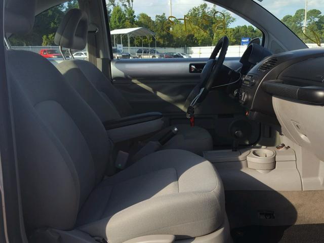 3VWCK21C91M472706 - 2001 VOLKSWAGEN NEW BEETLE 银色 照片 5