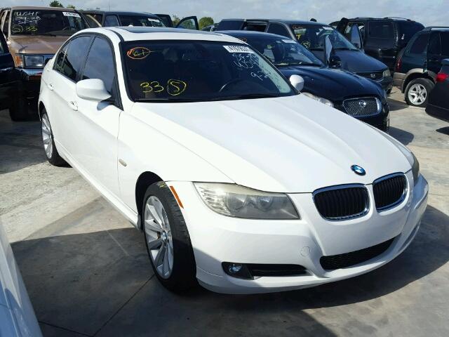 WBAPH7C52BE682065 - 2011 BMW 328 WHITE photo 1