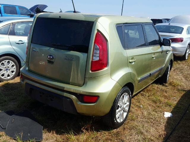 KNDJT2A54D7619232 - 2013 KIA SOUL GREEN photo 4