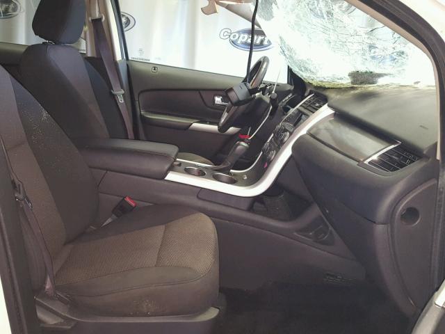 2FMDK3JC5DBE38843 - 2013 FORD EDGE Beyaz fotoğraf 5
