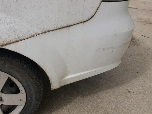 KL1TD56667B162697 - 2007 CHEVROLET AVEO BASE Biały zdjęcie 9