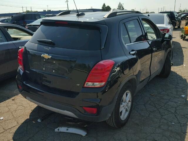 3GNCJLSBXHL154831 - 2017 CHEVROLET TRAX 1LT BLACK photo 4