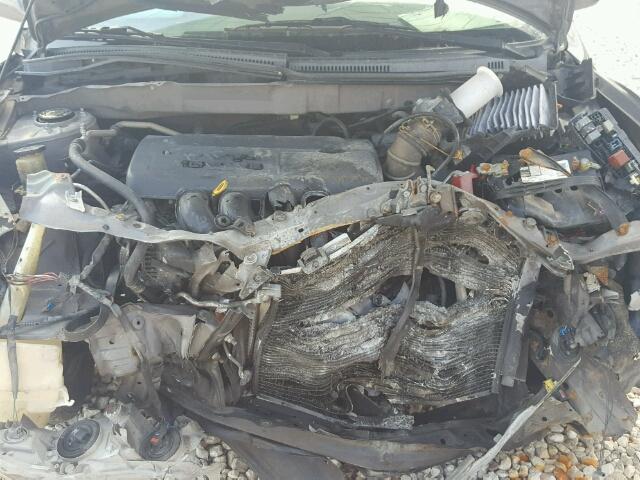 2T1BR32E73C135351 - 2003 TOYOTA COROLLA CE GRAY photo 7