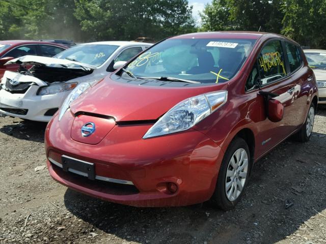 1N4AZ0CP9FC317680 - 2015 NISSAN LEAF S MAROON photo 2