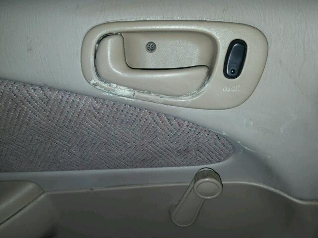 1Y1SK5281YZ436183 - 2000 CHEVROLET GEO PRIZM 金色 照片 10