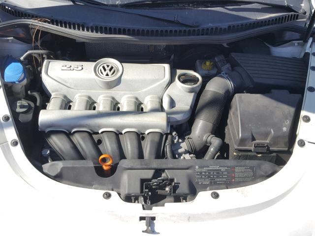 3VWPG31C29M511785 - 2009 VOLKSWAGEN NEW BEETLE თეთრი ფოტო 7