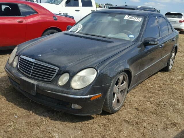 WDBUF70J74A508367 - 2004 MERCEDES-BENZ E BLACK photo 2