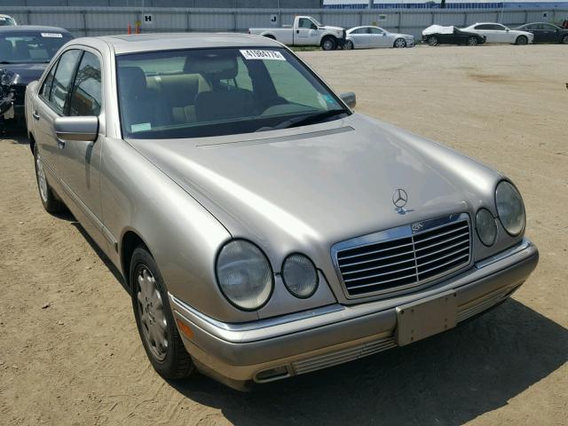 WDBJF55F8VA365510 - 1997 MERCEDES-BENZ E 320 GOLD photo 1