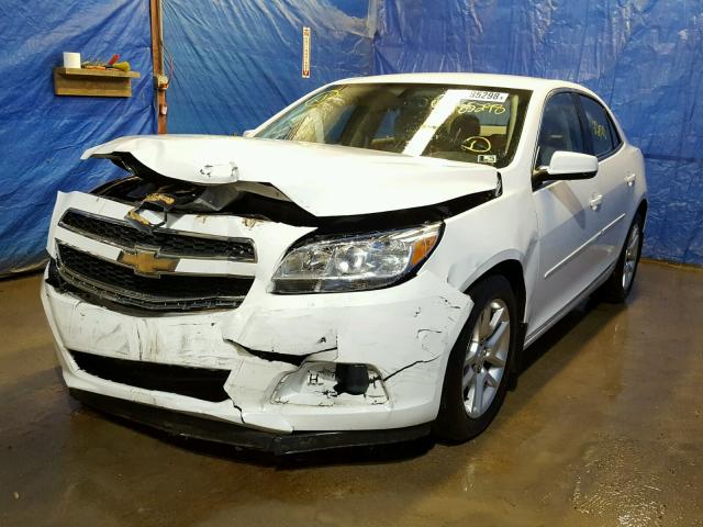 1G11C5SA7DF216924 - 2013 CHEVROLET MALIBU 1LT WHITE photo 2