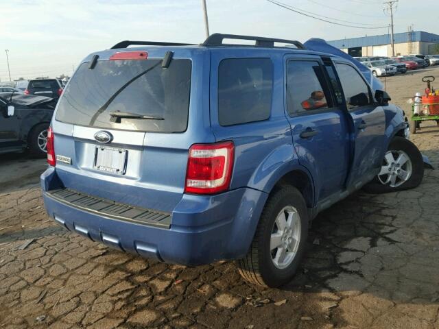 1FMCU03G39KA33162 - 2009 FORD ESCAPE BLUE photo 4