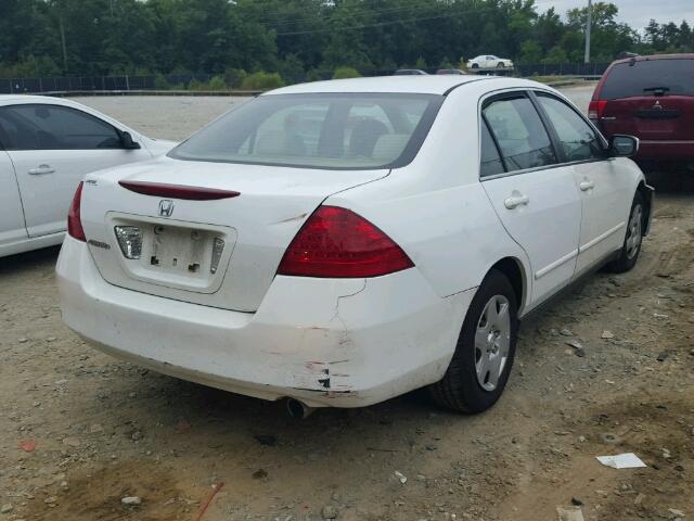 1HGCM56476A113909 - 2006 HONDA ACCORD LX WHITE photo 4