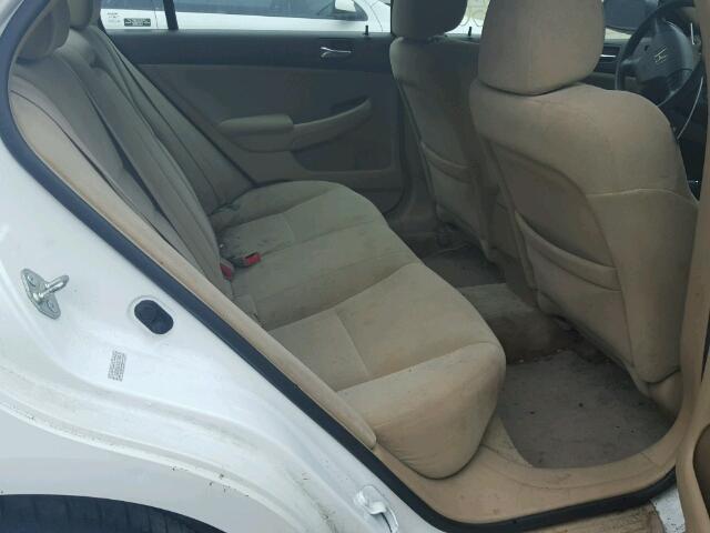 1HGCM56476A113909 - 2006 HONDA ACCORD LX WHITE photo 6