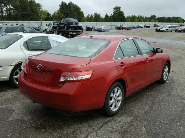 4T4BF3EK7BR100676 - 2011 TOYOTA CAMRY RED photo 4