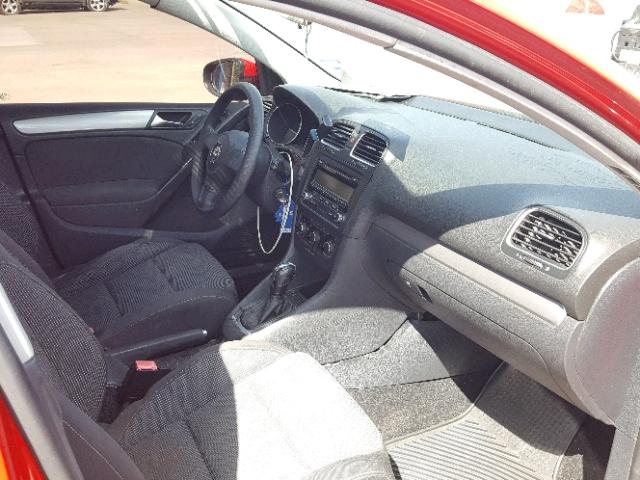 WVWDA7AJ6BW305694 - 2011 VOLKSWAGEN GOLF RED photo 5