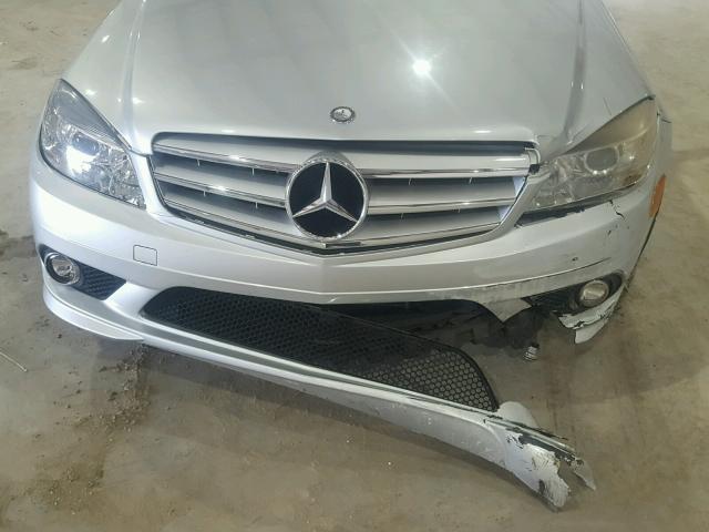 WDDGF56X89R042283 - 2009 MERCEDES-BENZ C 350 SILVER photo 9