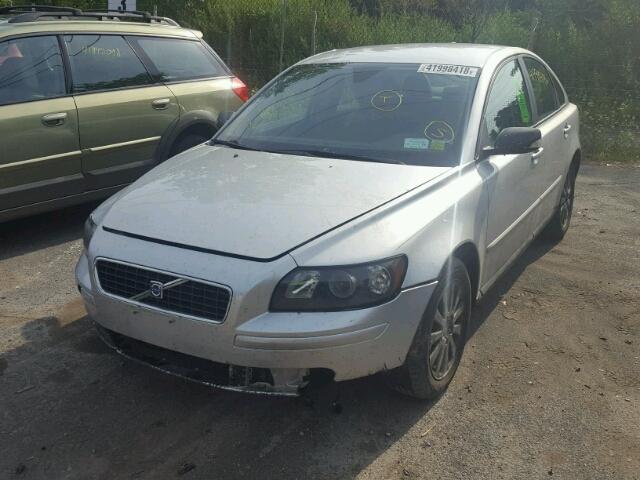 YV1MS382752088909 - 2005 VOLVO S40 2.4I SILVER photo 2