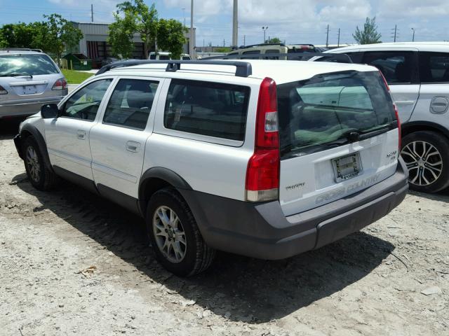 YV1SZ59H341158119 - 2004 VOLVO XC70 WHITE photo 3