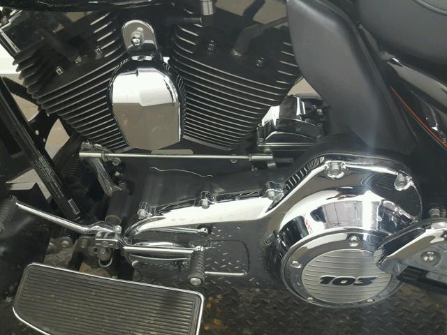 1HD1KEM16CB637223 - 2012 HARLEY-DAVIDSON FLHTK ELEC 黑色 照片 6