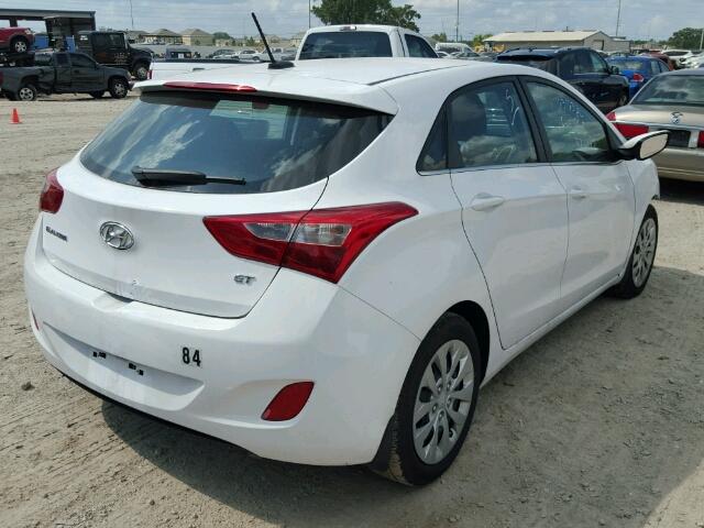 KMHD35LH5HU376927 - 2017 HYUNDAI ELANTRA GT WHITE photo 4