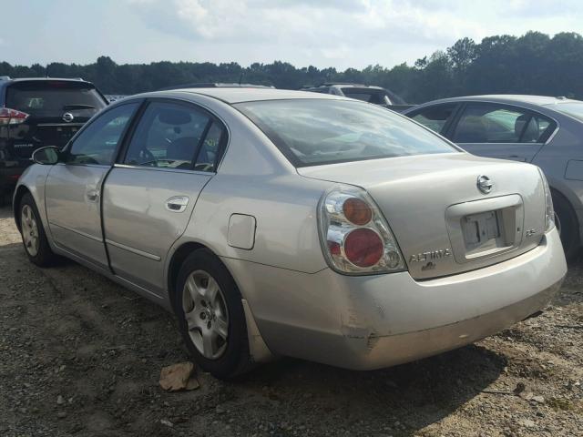 1N4AL11E73C130703 - 2003 NISSAN ALTIMA BAS SILVER photo 3