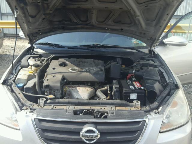 1N4AL11E73C130703 - 2003 NISSAN ALTIMA BAS SILVER photo 7