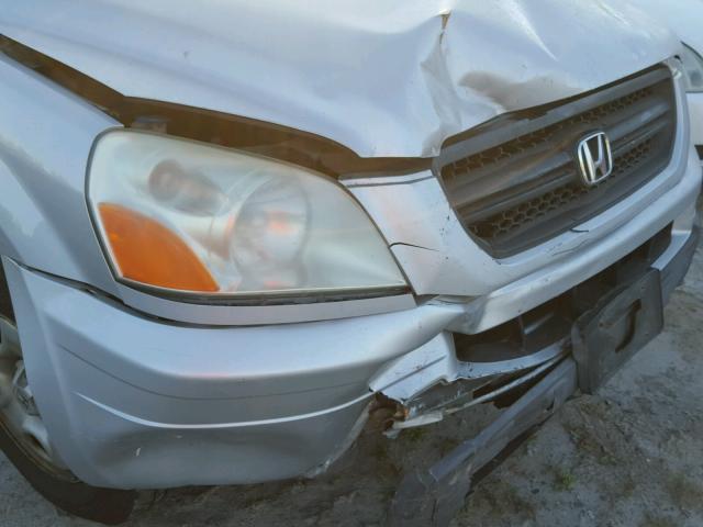 2HKYF18124H546215 - 2004 HONDA PILOT LX SILVER photo 9