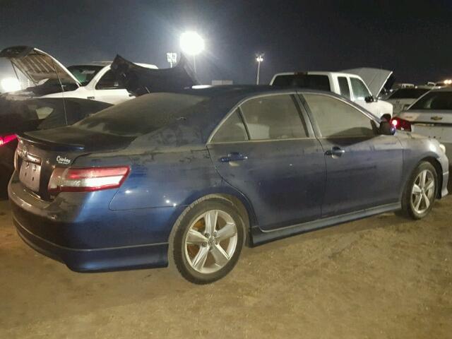 4T1BF3EK6BU594913 - 2011 TOYOTA CAMRY BASE BLUE photo 4