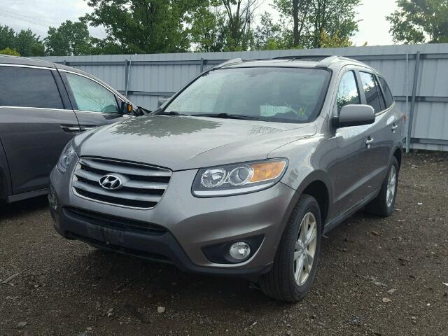 5XYZKDAG7CG112085 - 2012 HYUNDAI SANTA FE L GRAY photo 2