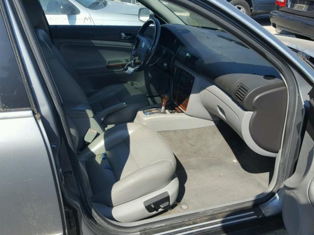 WVWRH63B93P036264 - 2003 VOLKSWAGEN PASSAT GLX GRAY photo 5