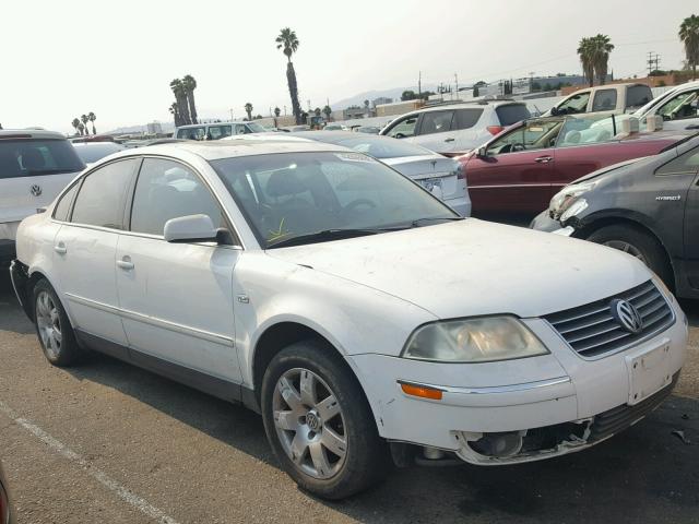 WVWTH63B81P213115 - 2001 VOLKSWAGEN PASSAT GLX WHITE photo 1